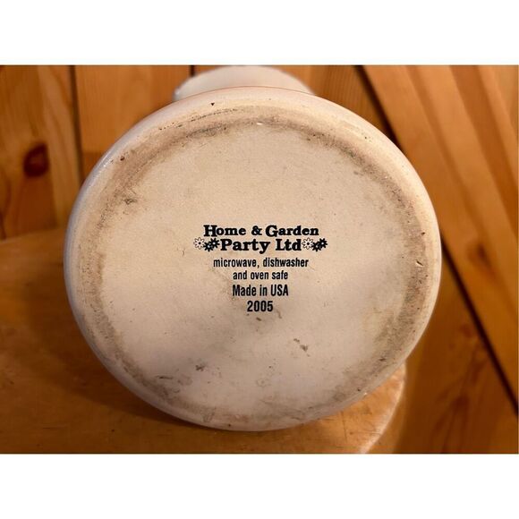 Home & Garden Pitcher Wildflowers on Stoneware Pitcher 2005 - Picture 6 of 6